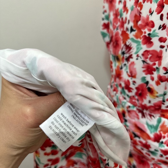 Atmos&Here Red Floral Kiera Maxi Dress - Picture 8 of 10